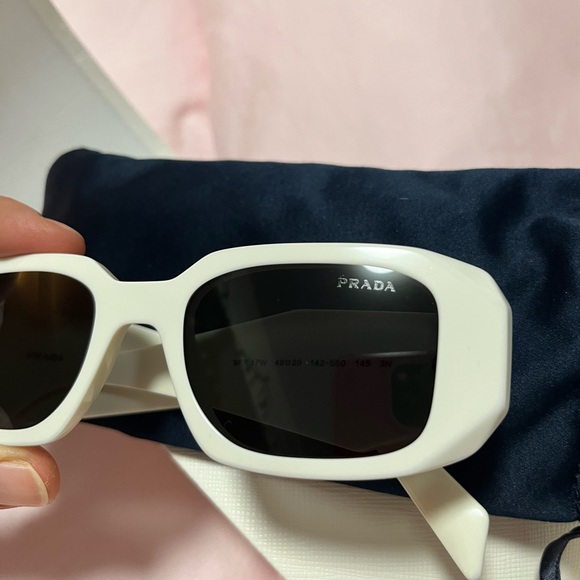 Prada Symbole sunglasses in white - Picture 16 of 16